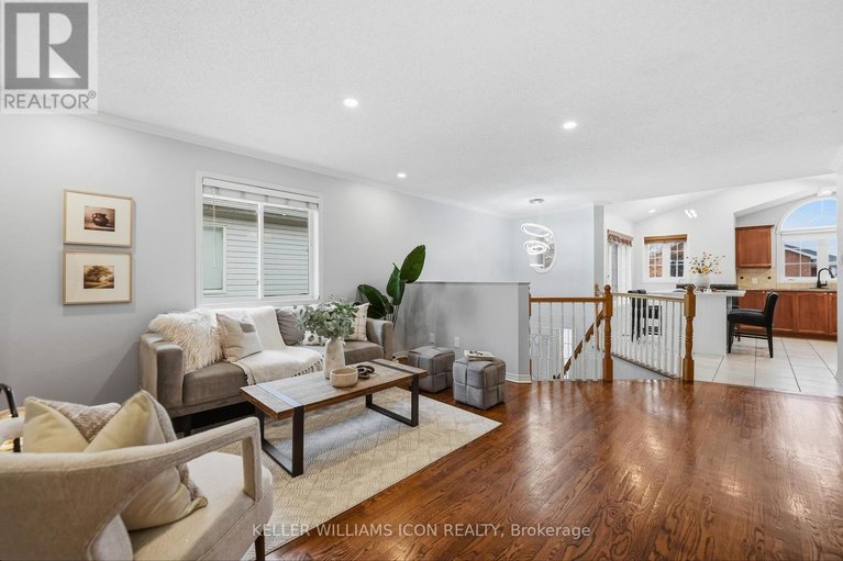 29593965/125-castle-glen-crescent/glencairnhazeldean/ottawa/ontario/K2L4G9_18