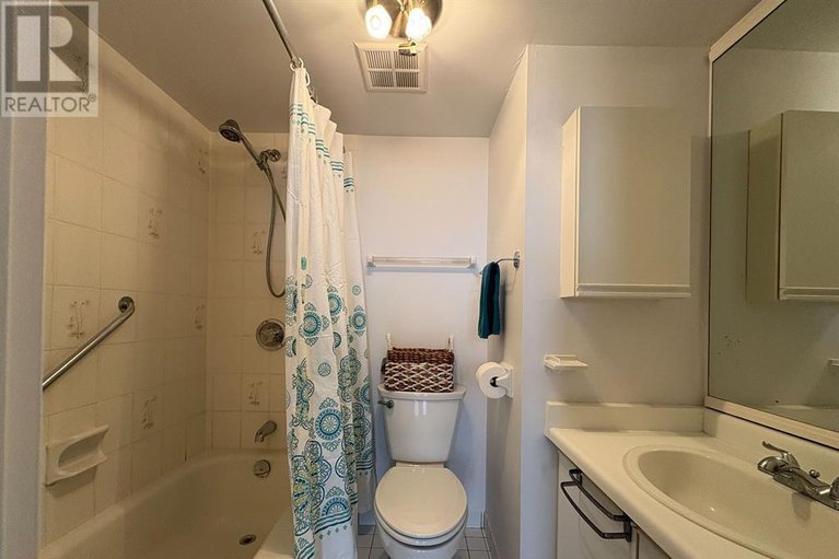 28567258/605-2019-carling-avenue/carlingwood/ottawa/ontario/K2A4A2_21