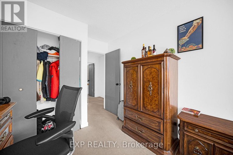 29443100/11k-2080-ogilvie-road/beacon-hill-south/ottawa/ontario/K1J7N8_36