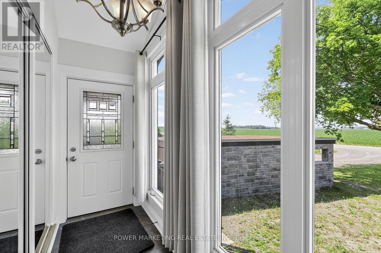 29137683/3329-swale-road/osgoode-twp-south-of-reg-rd-6/ottawa/ontario/K0A2W0_3