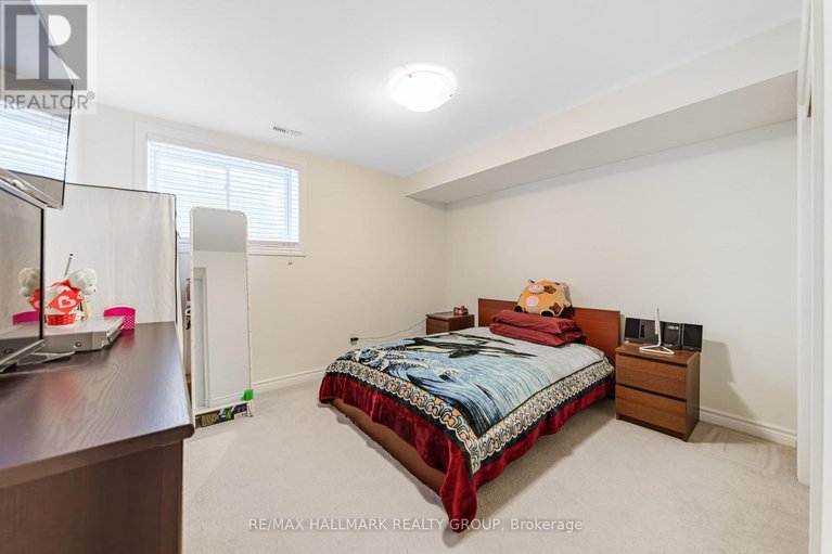 29476653/43-cento-way/stittsville-north/ottawa/ontario/K2S0W4_40
