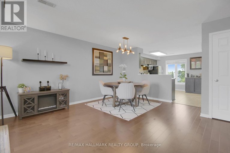 28565697/9-671-reardon-private/heron-gateindustrial-park/ottawa/ontario/K1V2K8_12