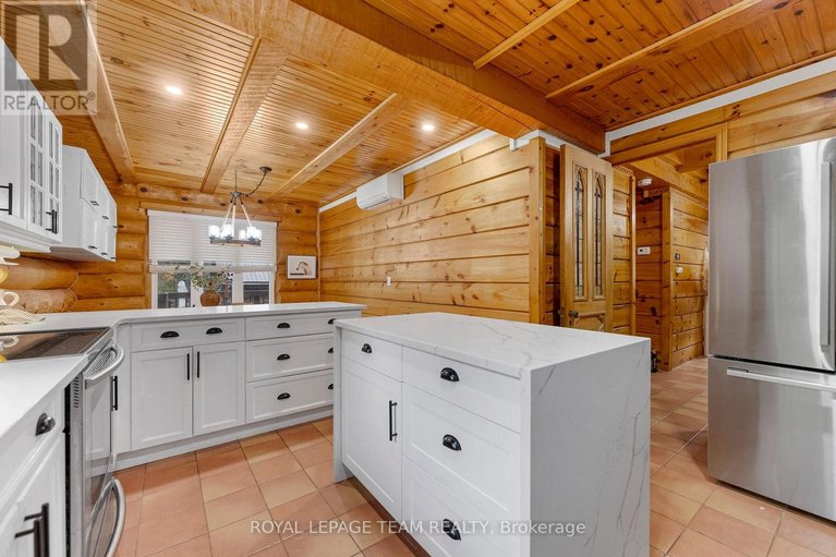 29441818/9-hubertine-gate/remainder-of-stittsville-area/ottawa/ontario/K2S1S5_32