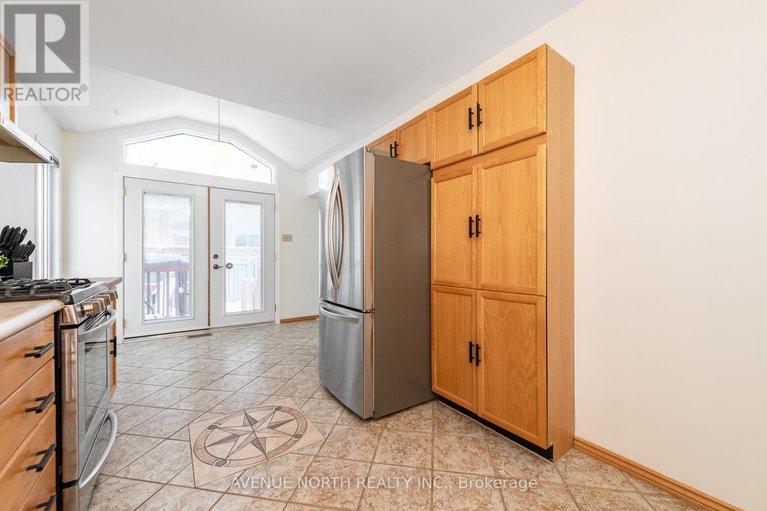 29251026/128-midsummer-terrace/queenswood-heights-south/ottawa/ontario/K1E3V3_17