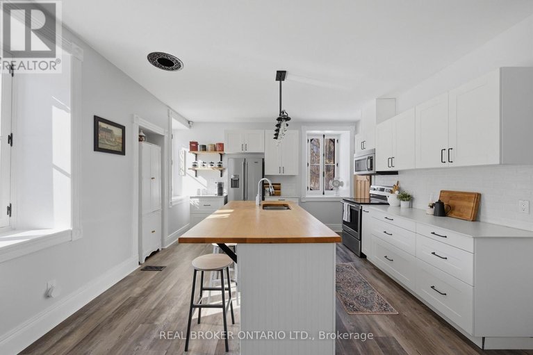 29603322/2090-beach-road/north-grenville-twp-kemptville-south/north-grenville/ontario/K0G1S0_12