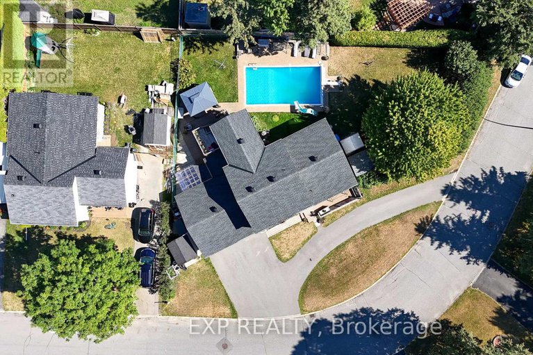 28800612/36-keewatin-crescent/borden-farmstewart-farmcarleton-heightsparkwood-hills/ottawa/ontario/K2E6Z1_40