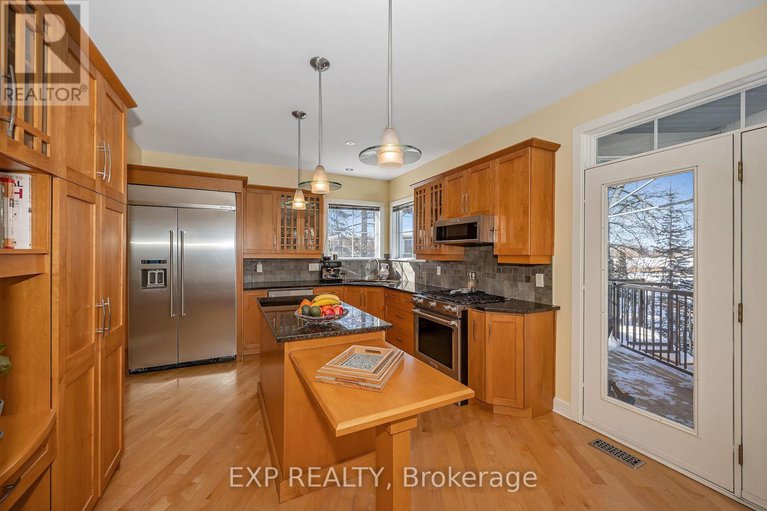 29397622/46-marsh-sparrow-private/morgans-grantsouth-march/ottawa/ontario/K2K3P2_9