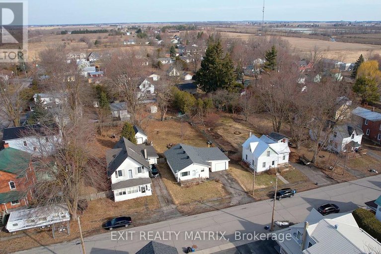 29601453/474-queen-street/winchester/north-dundas/ontario/K0C2K0_32