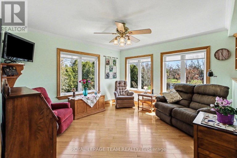 29659900/2370-county-18-road/kemptville/north-grenville/ontario/K0G1J0_13