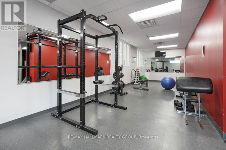 28804579/1006-545-st-laurent-boulevard/viscount-alexander-park/ottawa/ontario/K1K4H9_29