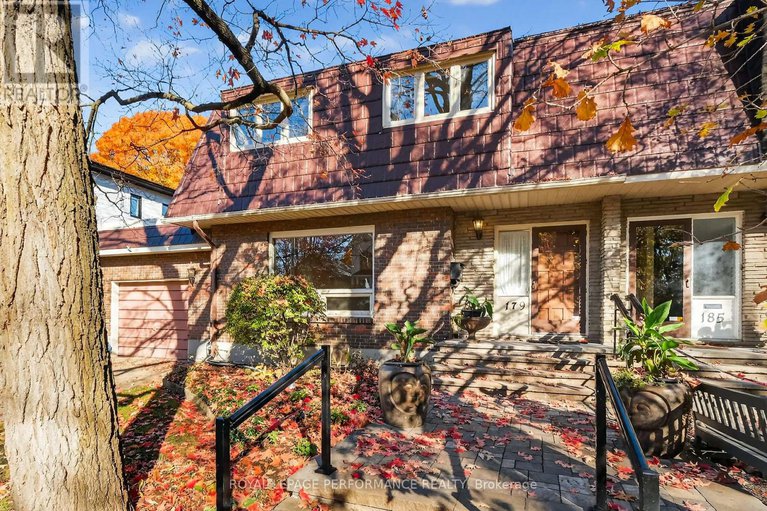 29055180/179-cowley-avenue/ottawa-westtunneys-pasture/ottawa/ontario/K1Y0G8_2