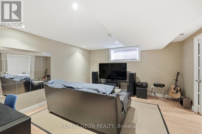 29615367/2669-chamberland-street/town-of-rockland/clarence-rockland/ontario/K4K0A5_28