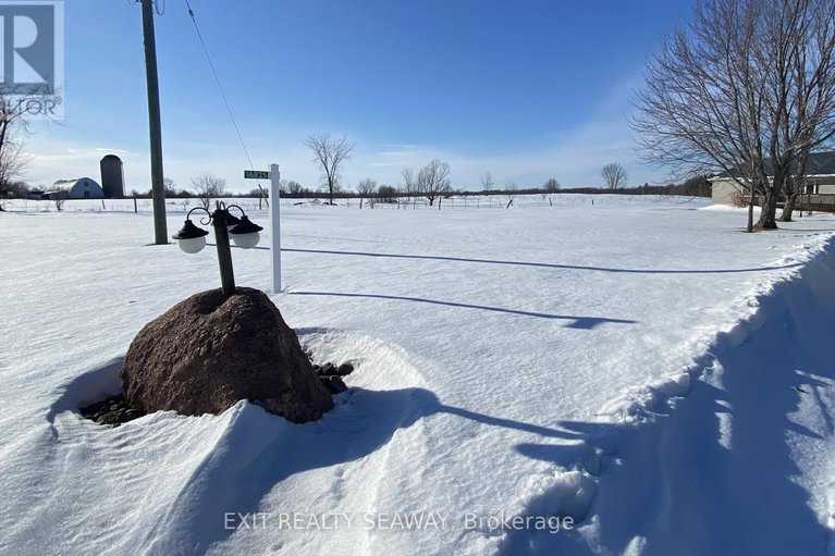29385962/16825-county-rd-15-road/moose-creek/north-stormont/ontario/K0C1W0_32
