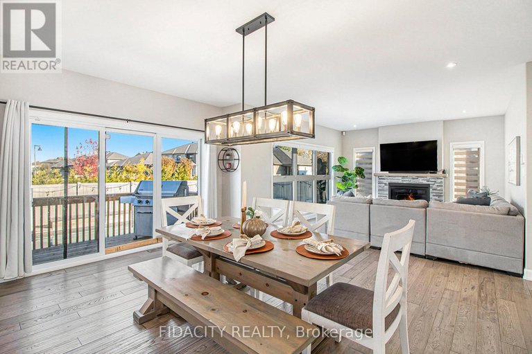 29112456/649-misty-street/village-of-russell/russell/ontario/K4R0E7_13