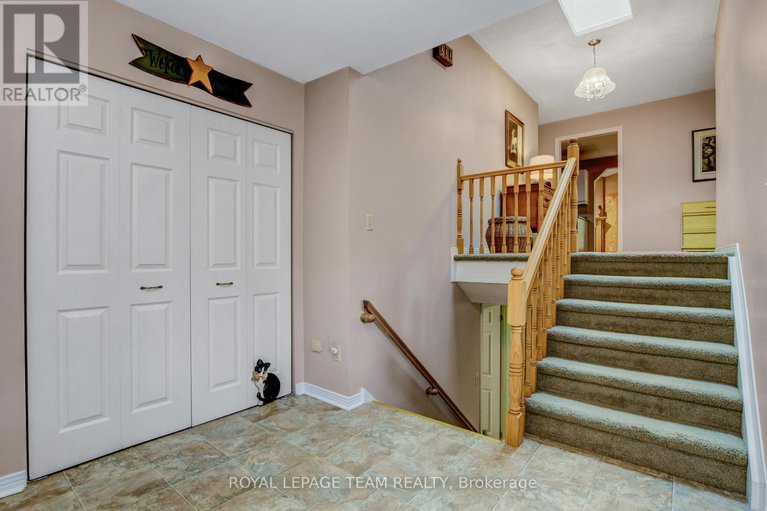 28663805/1043-county-rd-44-road-e/north-grenville-twp-kemptville-east/north-grenville/ontario/K0G1T0_2