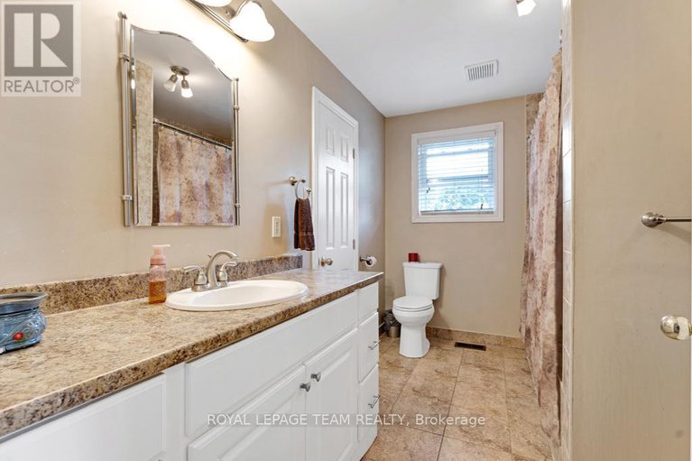 28473823/2244-simms-street/north-dundas-mountain-twp/north-dundas/ontario/K0E1S0_21