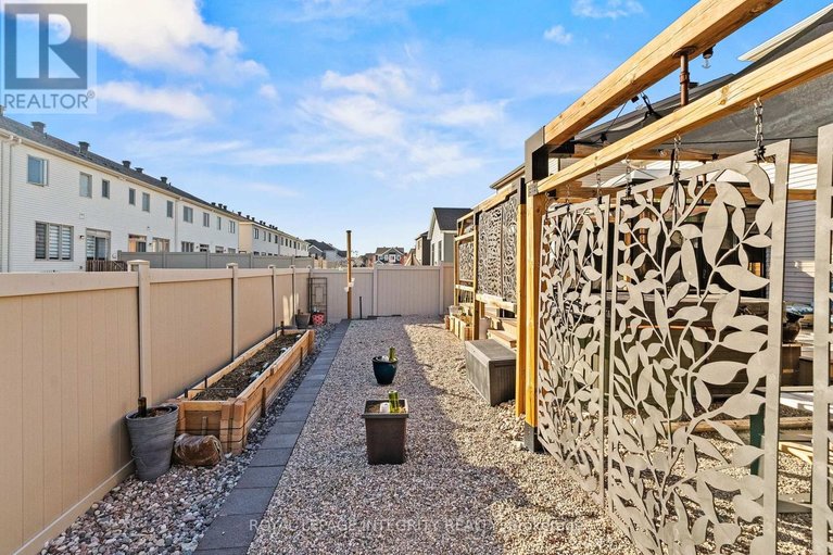 29672753/112-reliance-ridge/emerald-meadowstrailwest/ottawa/ontario/K2V0R5_42