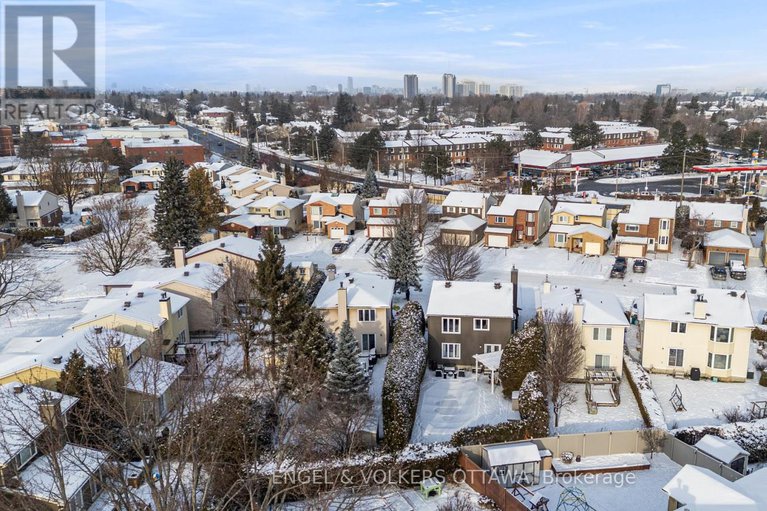 29176704/29-valley-ridge-street/borden-farmstewart-farmcarleton-heightsparkwood-hills/ottawa/ontario/K2E7W3_49