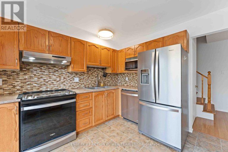 28258821/1887-hialeah-drive/fallingbrookgardenway-south/ottawa/ontario/K4A3T3_12