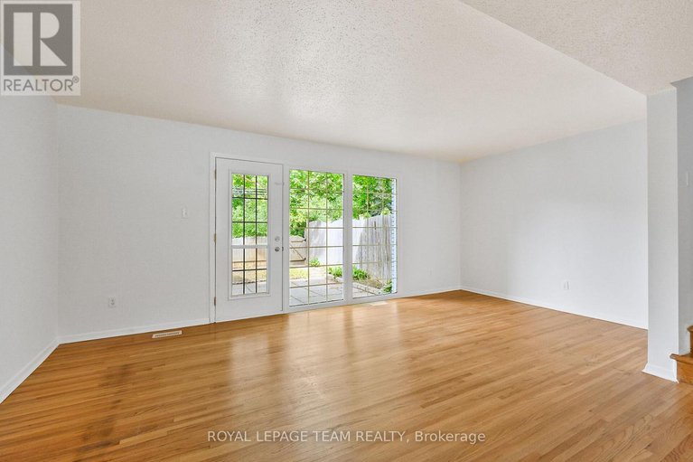 28541057/803-provost-drive/riverside-park-south/ottawa/ontario/K1V6X5_9