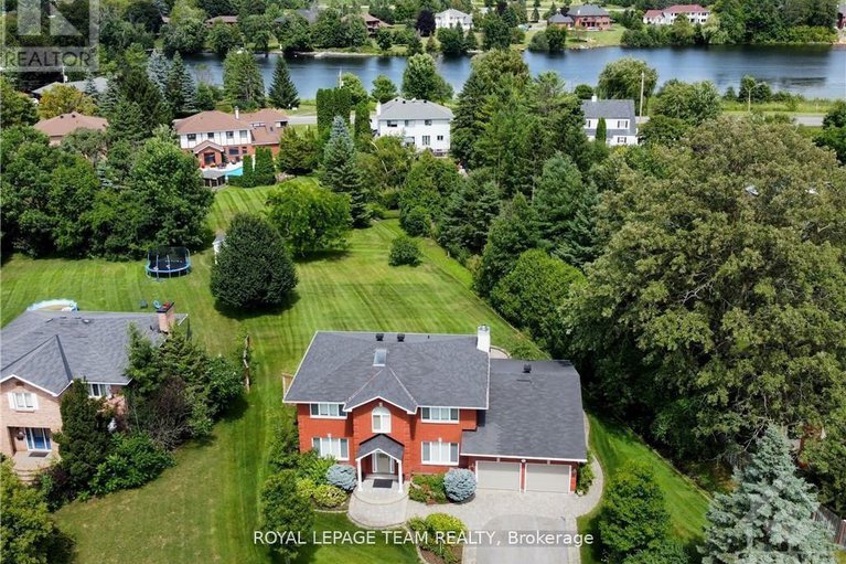 29069392/1105-cindy-hill-crescent/manotick-long-island-nicholls-island/ottawa/ontario/K4M1E8_2