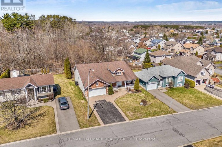 29590133/1103-des-pins-avenue/town-of-rockland/clarence-rockland/ontario/K4K1R1_38