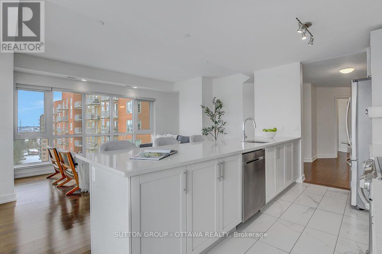 29233597/903-330-titan-private/borden-farmstewart-farmcarleton-heightsparkwood-hills/ottawa/ontario/K2G1G3_16