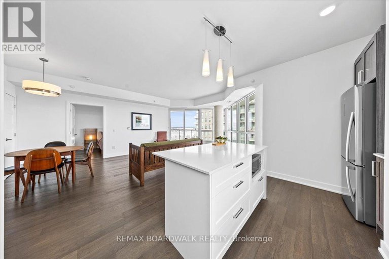 29450656/1402-200-inlet-private/chatelaine-village/ottawa/ontario/K4A5H3_9