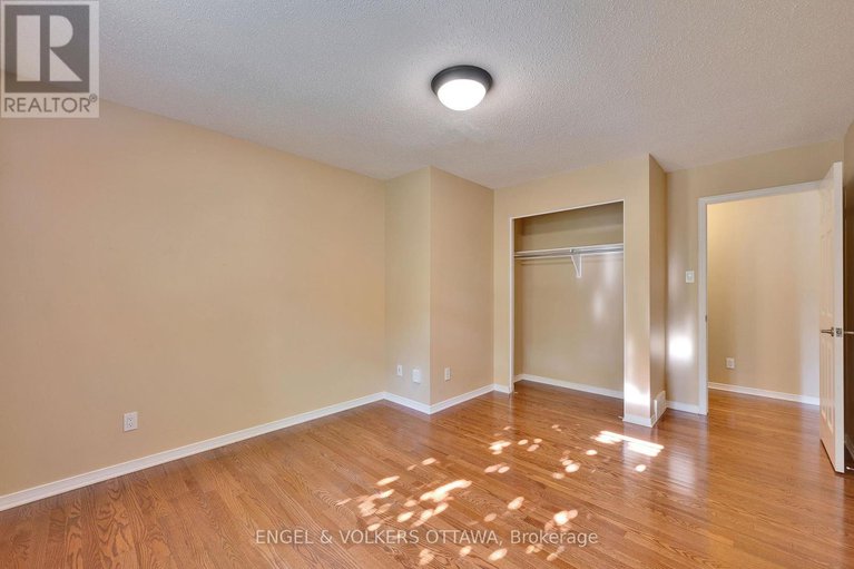 28887714/5233-mclean-crescent/manotick-long-island-nicholls-island/ottawa/ontario/K4M1G1_20