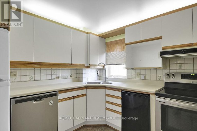 28608351/410-1081-ambleside-drive/woodroffe/ottawa/ontario/K2B8C8_17