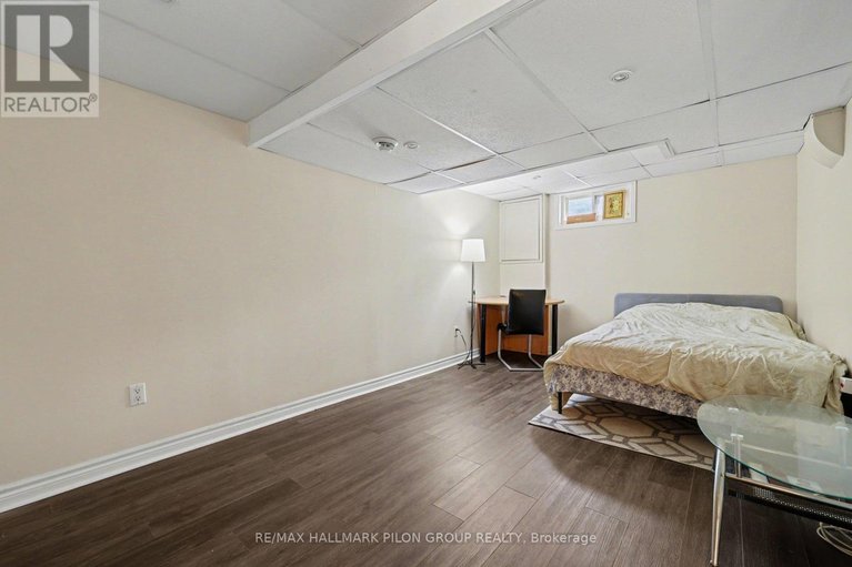 29659907/c-1540-beaverpond-drive/pineview/ottawa/ontario/K1B3R9_15