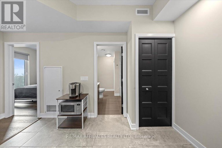 28554491/407-200-inlet-private/chatelaine-village/ottawa/ontario/K4A5H3_13