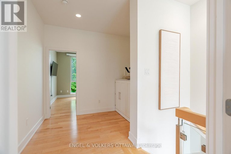 29523352/218-197-lisgar-street/ottawa-centre/ottawa/ontario/K2P0X5_20