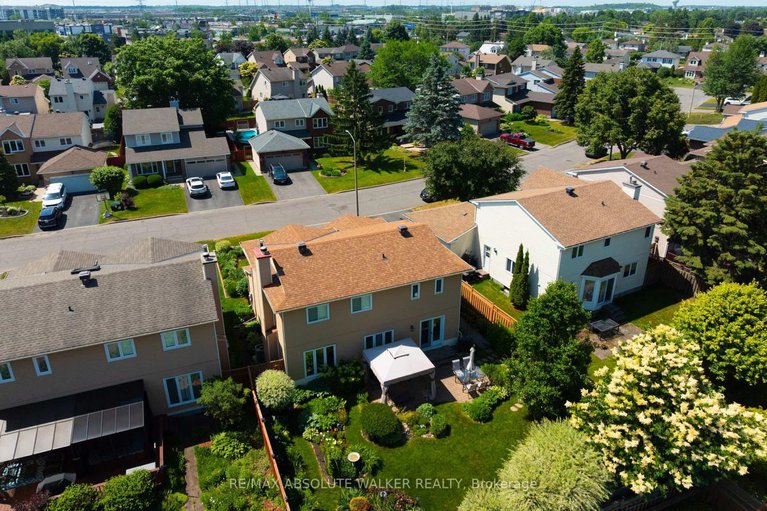 28785480/501-harrowsmith-way/fallingbrookgardenway-south/ottawa/ontario/K4A2Z2_39