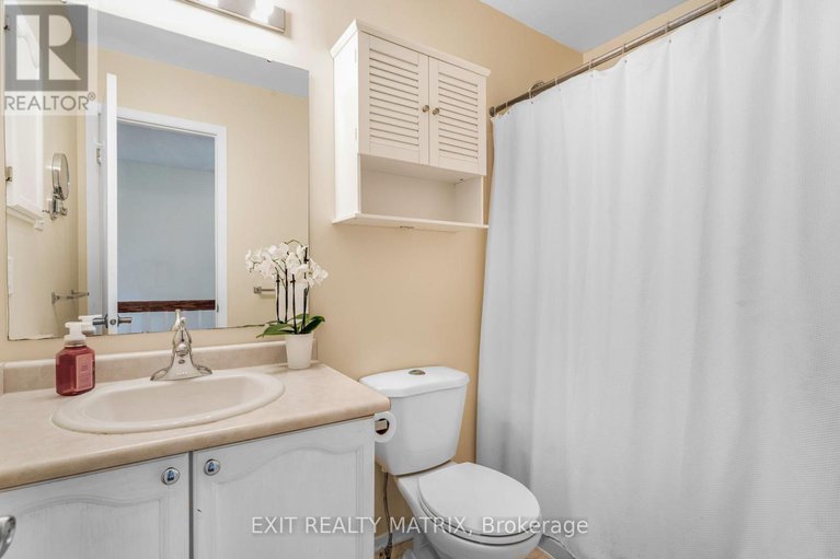 28812428/1503-briarfield-crescent/fallingbrookridgemount/ottawa/ontario/K4A1W6_24