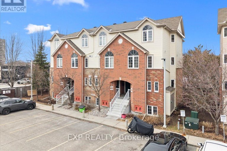 57 Steele Park Private