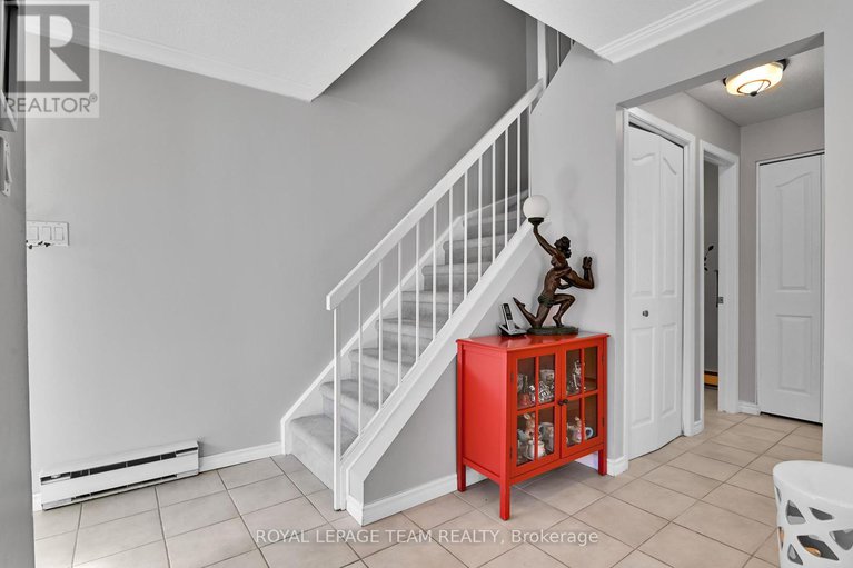 28940724/102-1785-cabaret-lane/fallingbrookpineridge/ottawa/ontario/K4A2H2_6