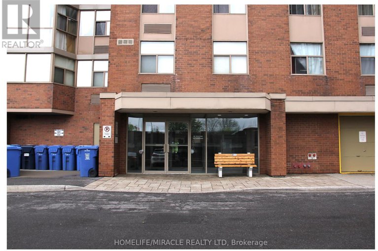 28451294/1409-2760-carousel-crescent/emerald-woodssawmill-creek/ottawa/ontario/K1T2N4_4