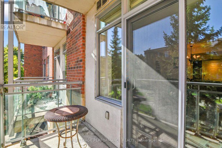 29227689/229-205-bolton-street/lower-townbyward-market/ottawa/ontario/K1N1K7_31