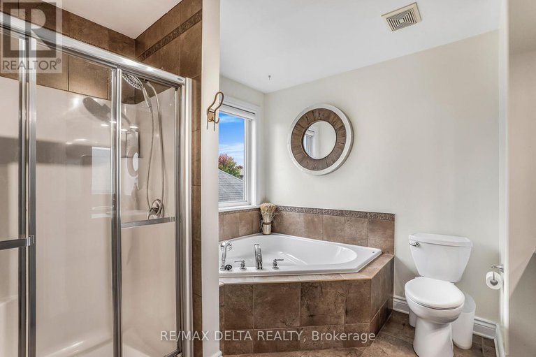 28925519/390-mercury-street/town-of-rockland/clarence-rockland/ontario/K4K0G7_25