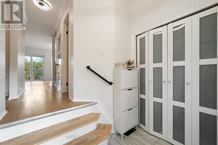 29087494/19-armadale-crescent/cedargrovefraserdale/ottawa/ontario/K2J4A4_4