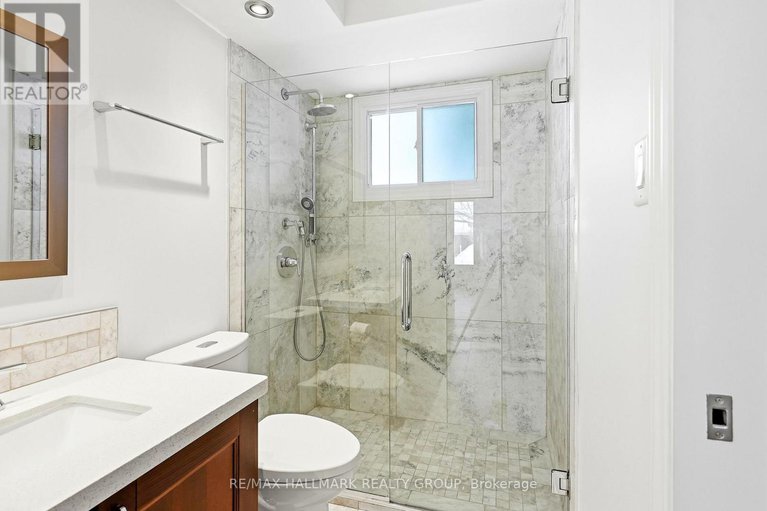 29419869/145-larkin-drive/pheasant-run/ottawa/ontario/K2J1J1_25