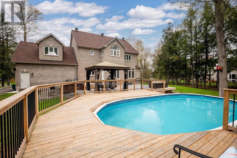 28316771/2377-pine-avenue/manotick-east-to-manotick-station/ottawa/ontario/K4M1B4_42