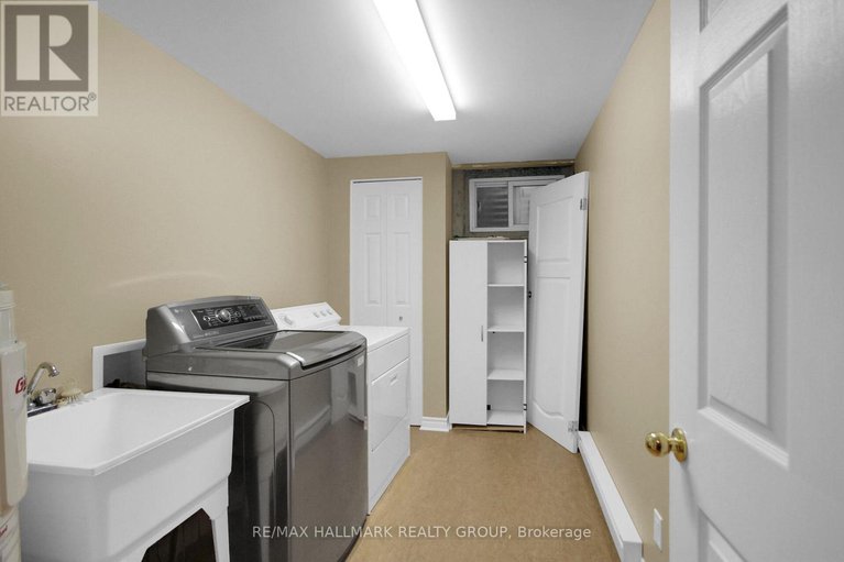 28471405/41-grady-crescent/sheahan-estatestrend-village/ottawa/ontario/K2H5S2_40