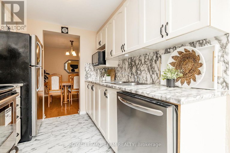 28974298/221-sorento-street/strandherd/ottawa/ontario/K2J0B5_15