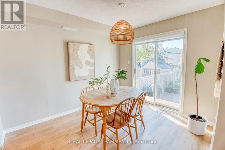 28961460/3-springtree-place/bridlewood/ottawa/ontario/K2M2H5_7