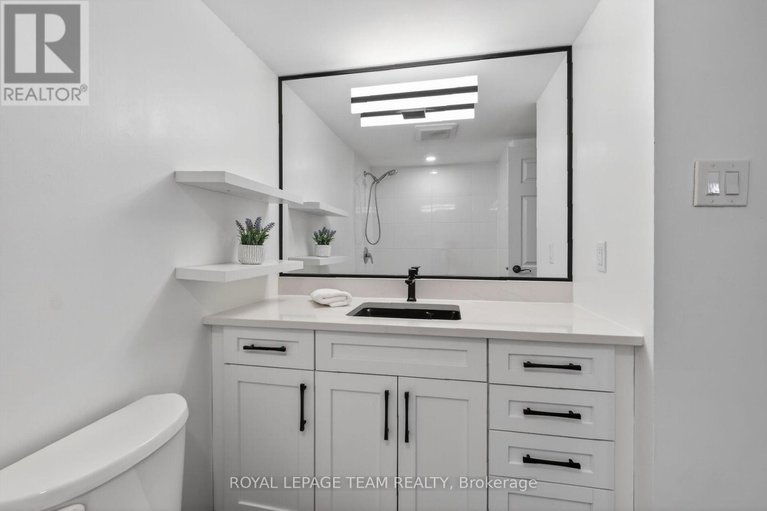 29620062/2012-515-st-laurent-boulevard/viscount-alexander-park/ottawa/ontario/K1L3X5_26