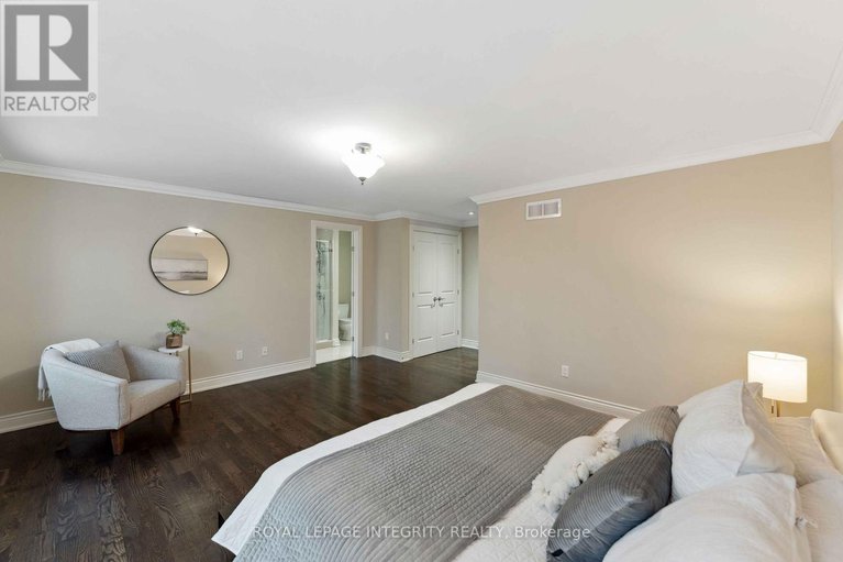 28616420/612-besserer-street/sandy-hill/ottawa/ontario/K1N6C9_17