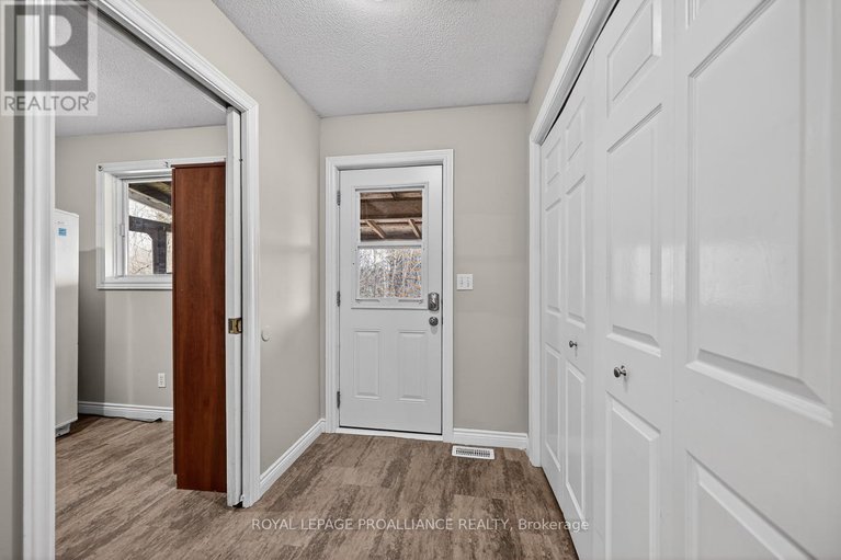 29645403/8100-amelia-street/augusta-twp/augusta/ontario/K0G1R0_12