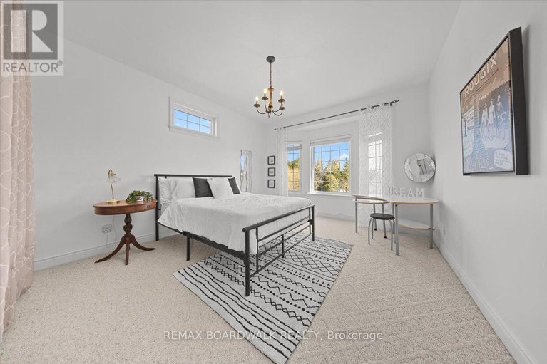 29641184/1210-barnett-drive/cumberland-village/ottawa/ontario/K4C1C7_18